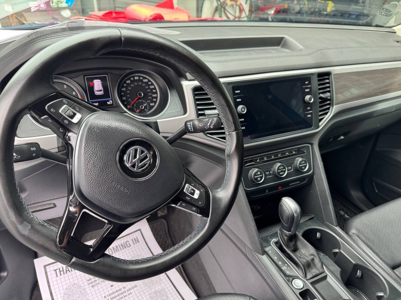 Used 2019 Volkswagen Atlas SE FWD image 2