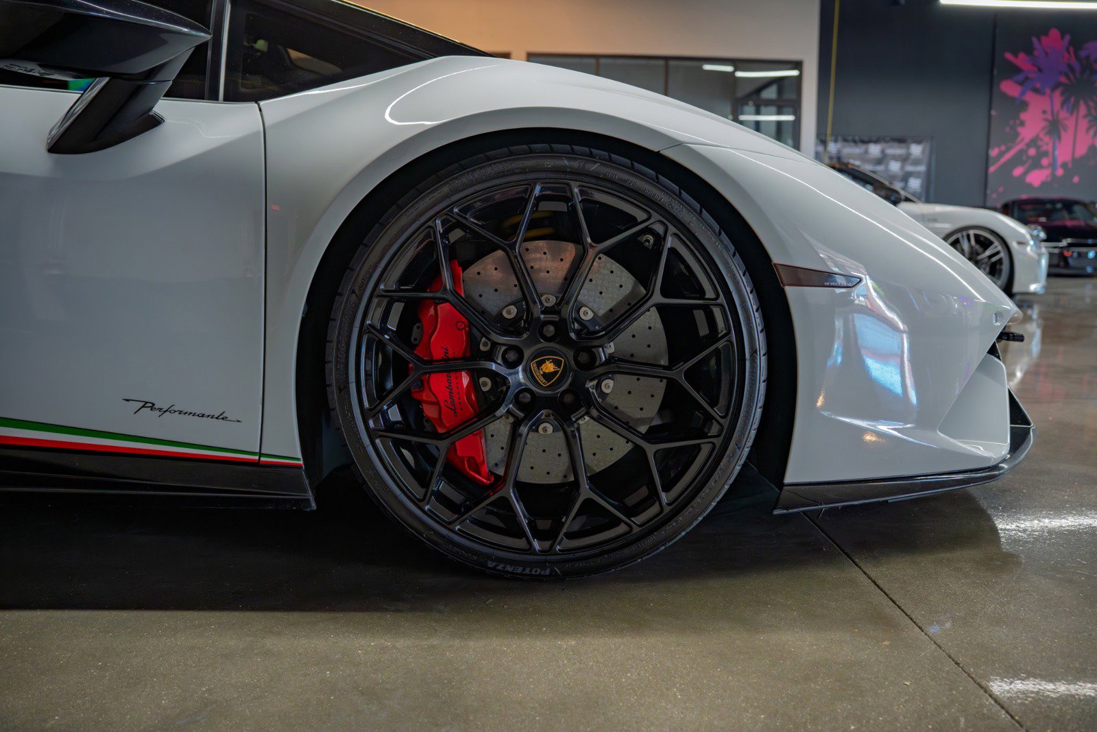 Used 2018 Lamborghini Huracan Performante image 20