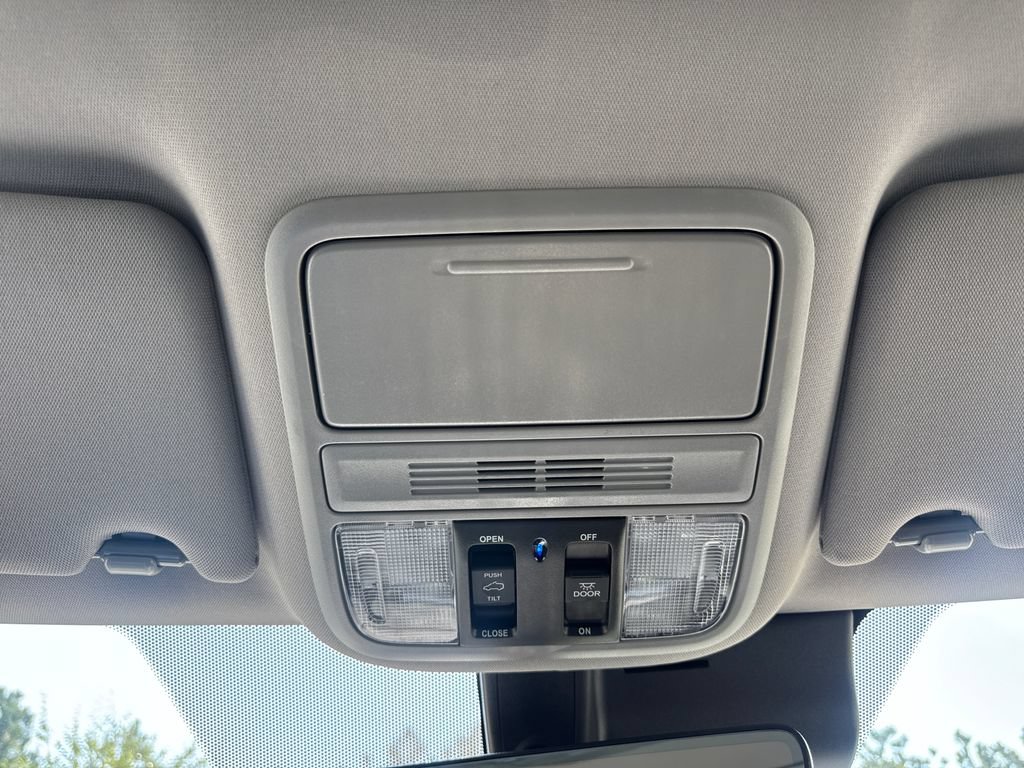 Used 2022 Honda Pilot Special Edition image 28