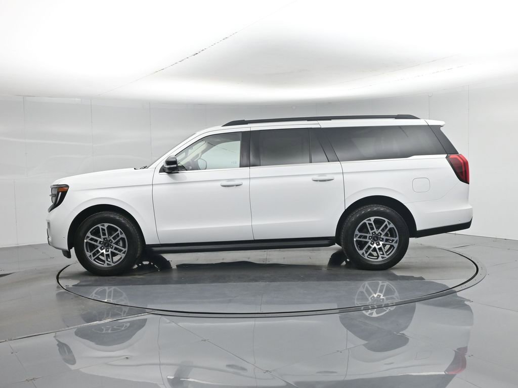 Used 2025 Ford Expedition Max Active AWD/4WD image 36