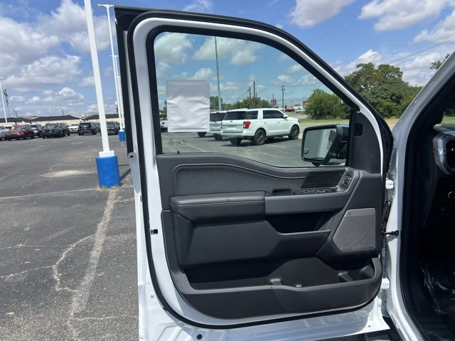 New 2025 Ford F150 Lariat w/ Equipment Group 501A Mid image 10