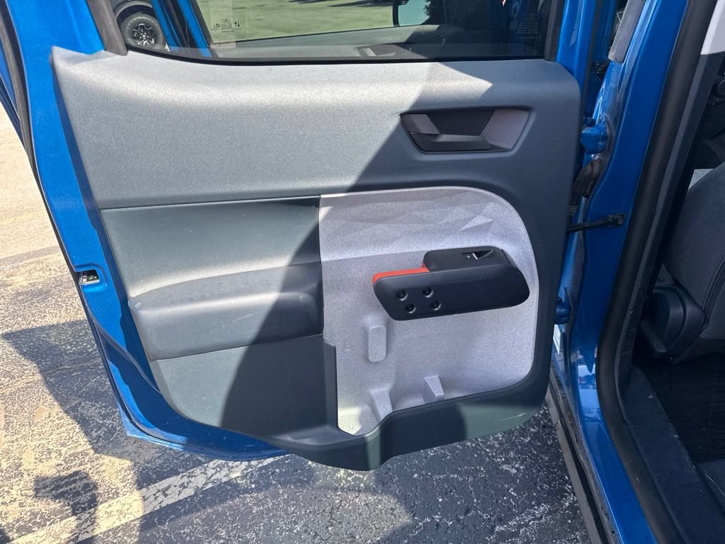 Used 2022 Ford Maverick XLT FWD image 31