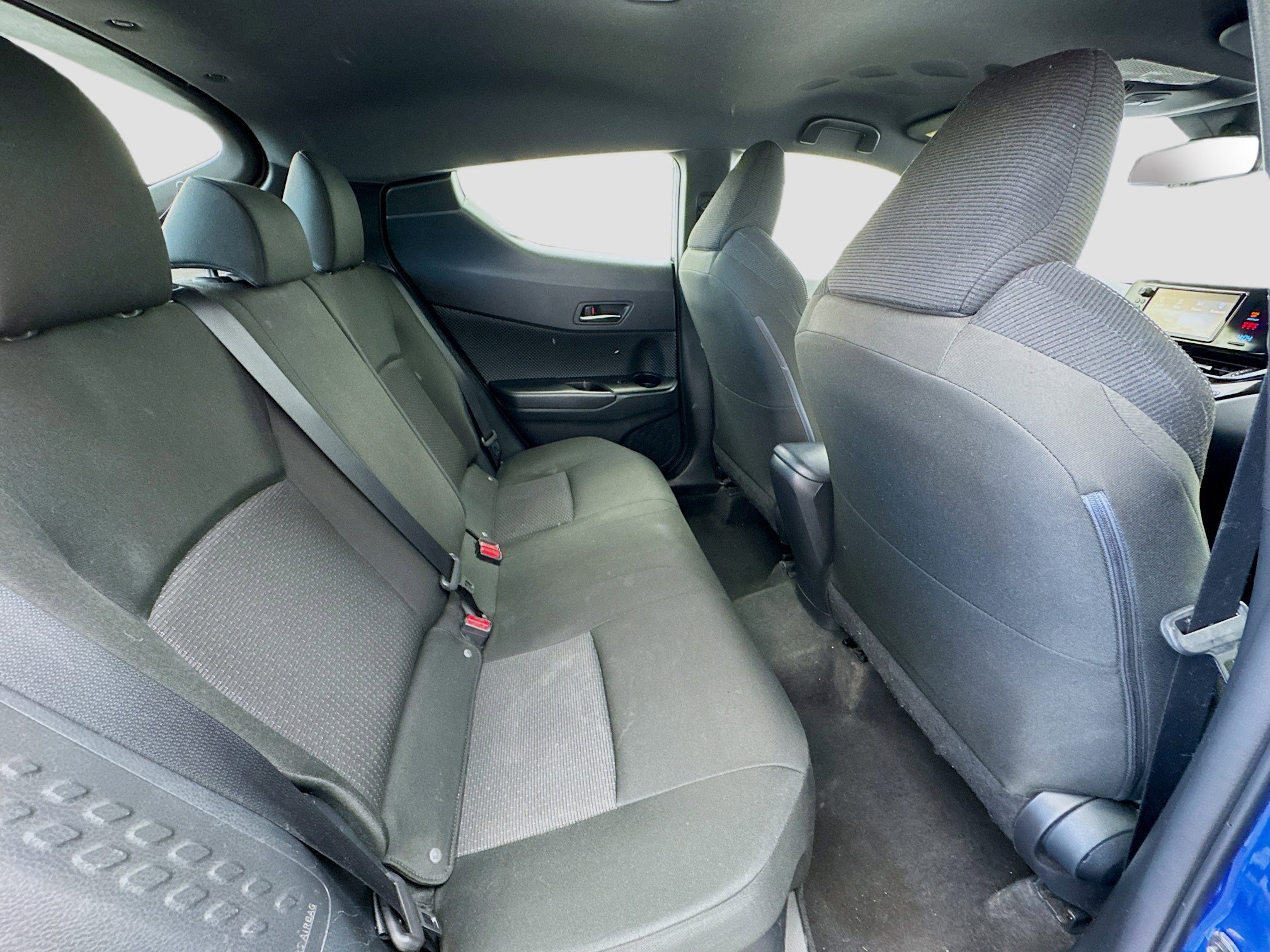 Used 2018 Toyota C-HR XLE image 17