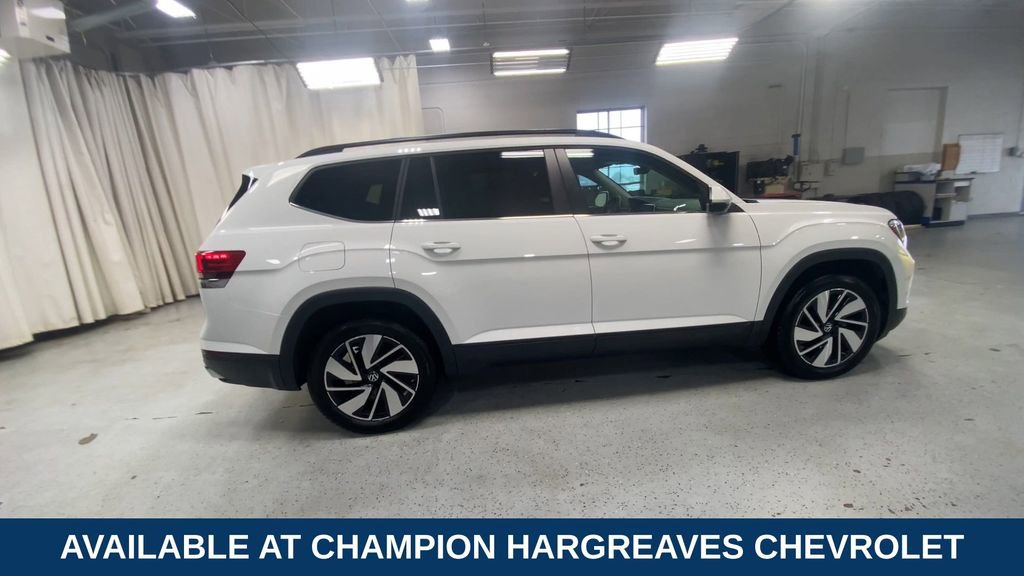 Used 2024 Volkswagen Atlas SE AWD/4WD image 11