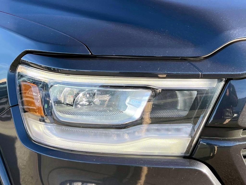 Used 2019 RAM 1500 Laramie w/ Sport Appearance Package image 9