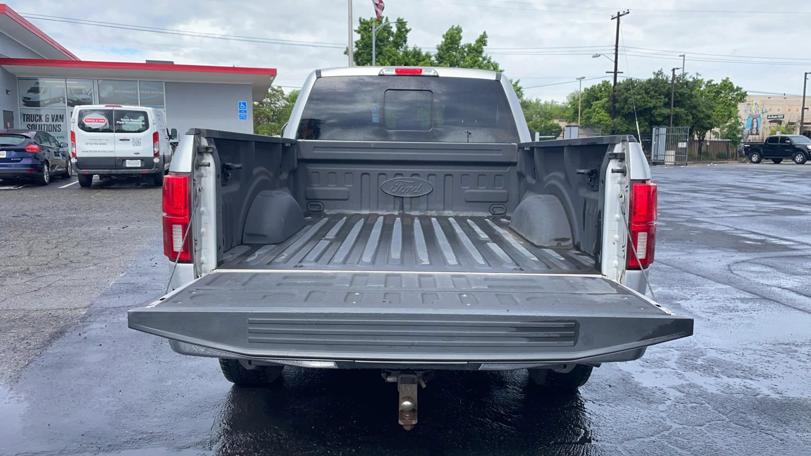 Used 2019 Ford F150 Lariat w/ Equipment Group 502A Luxury AWD/4WD image 45