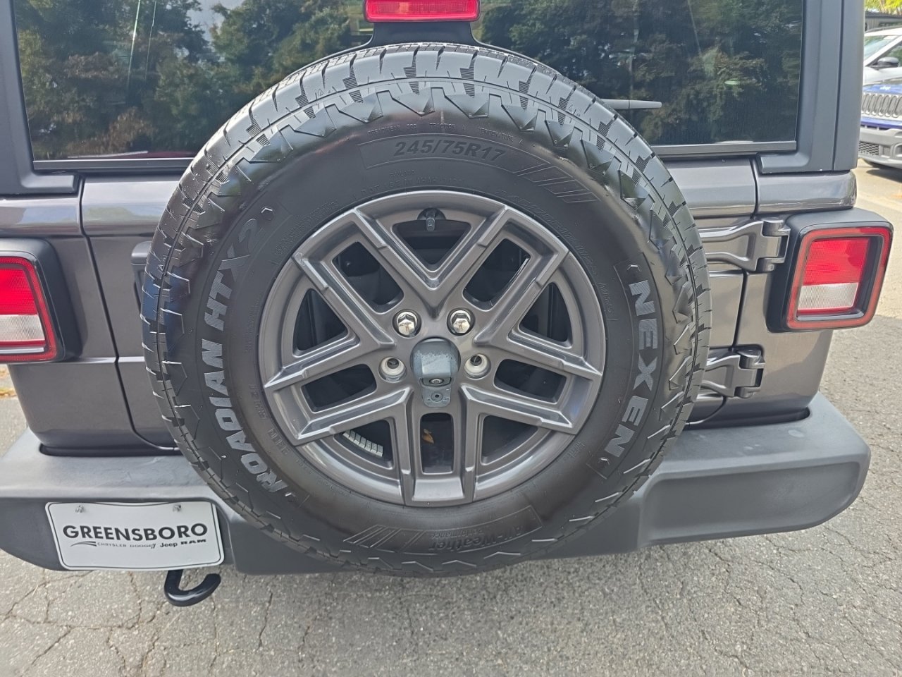 Used 2024 Jeep Wrangler Unlimited Sport AWD/4WD image 23