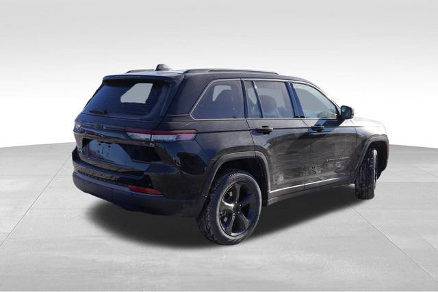 New 2026 Jeep Grand Cherokee Limited w/ Limited Altitude Package image 3