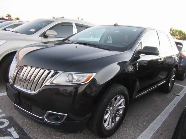 Used 2011 Lincoln MKX AWD w/ Sight & Sound Pkg image 3