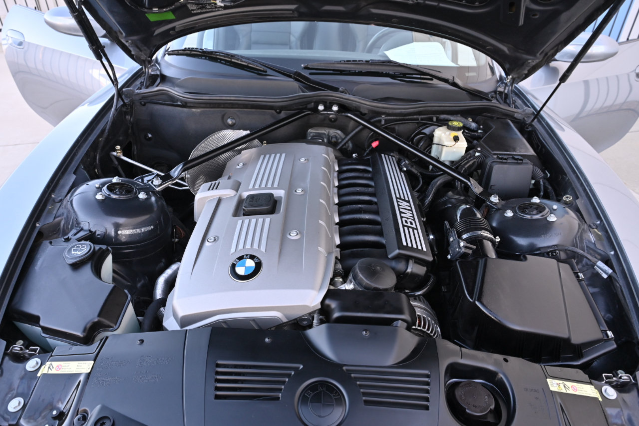 Used 2006 BMW Z4 3.0si RWD image 46