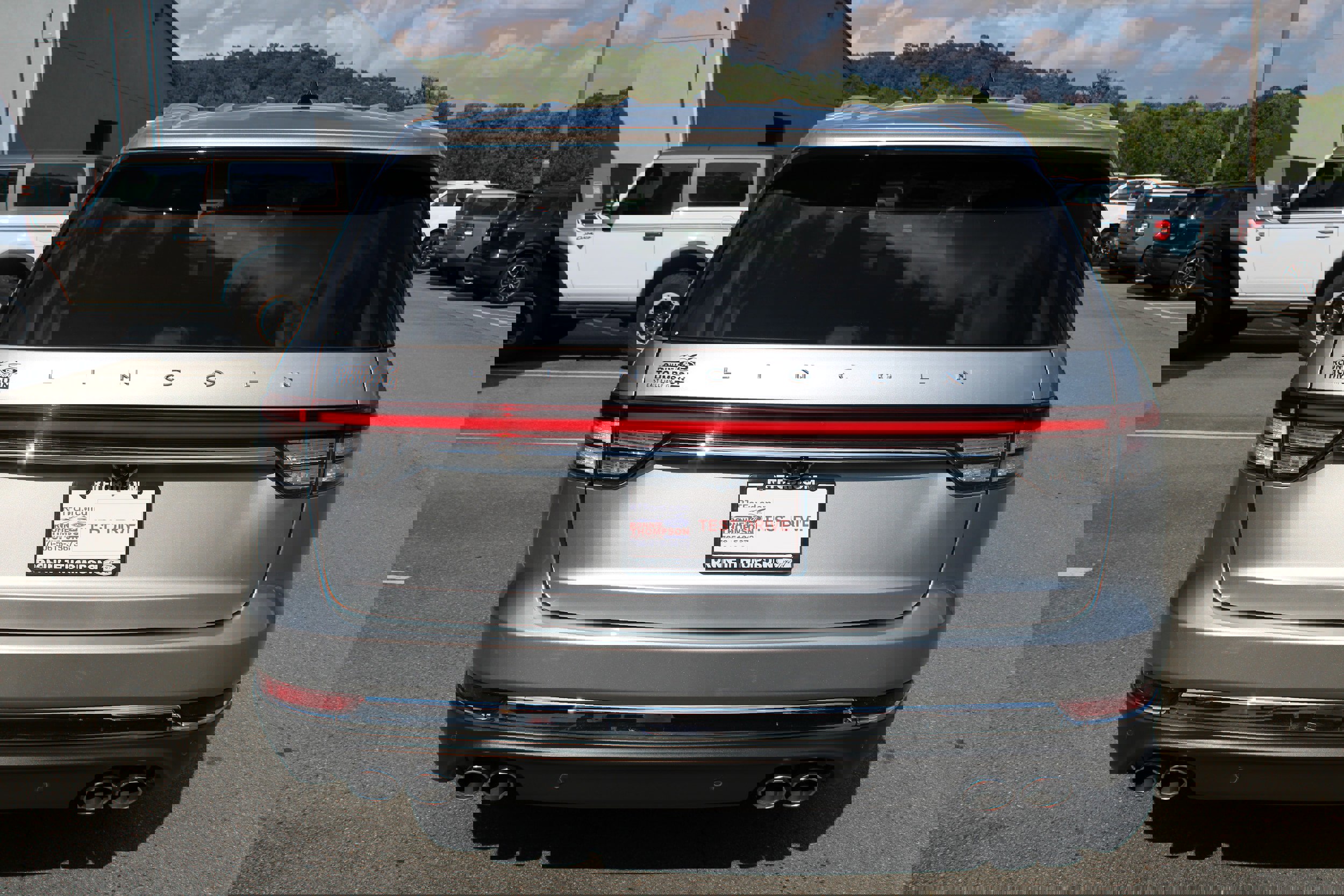 Used 2021 Lincoln Aviator Reserve w/ Equipment Group 201A image 4