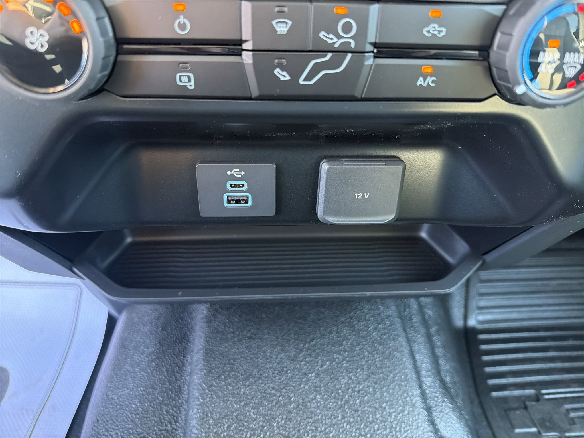 New 2027 Ford F250 XLT AWD/4WD image 14