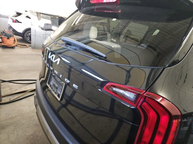 Certified 2022 Kia Telluride S image 9