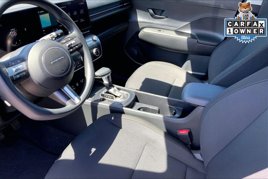 Used 2025 Hyundai Kona SE image 17