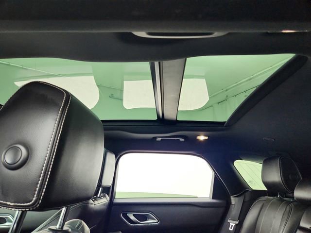 Certified 2022 Land Rover Range Rover Velar R-Dynamic S AWD/4WD image 18
