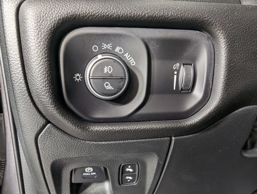 Used 2024 RAM 1500 Big Horn RWD image 12