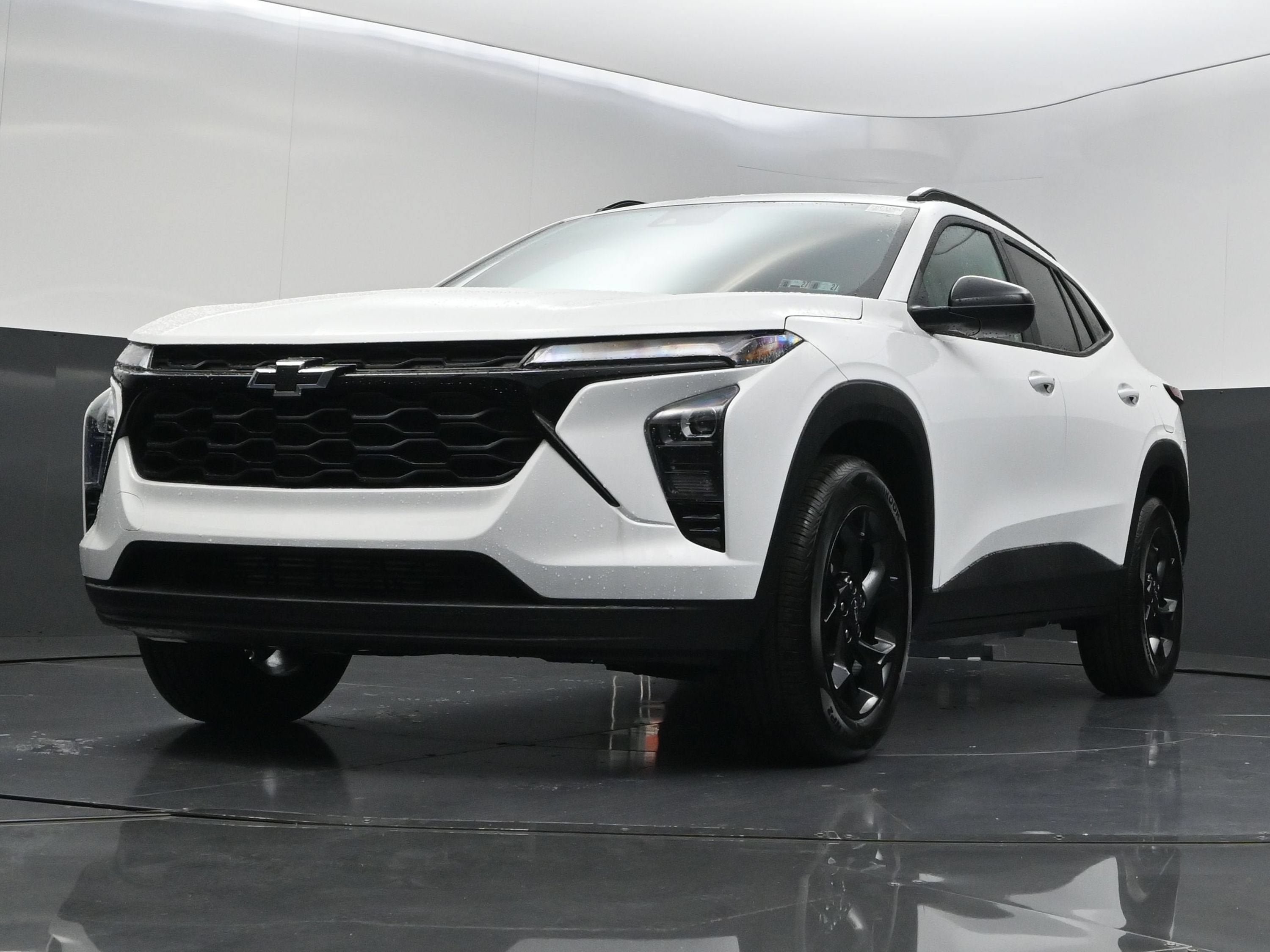 New 2026 Chevrolet Trax LT w/ Driver Confidence Package FWD image 39