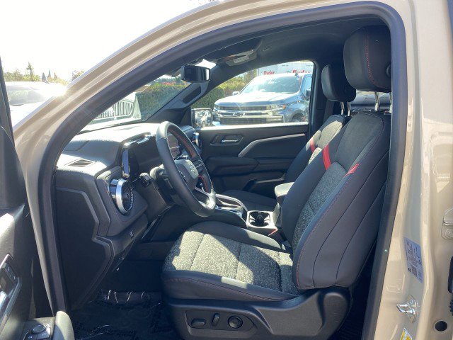 Used 2024 Chevrolet Colorado Z71 w/ Z71 Convenience Package 2 image 19