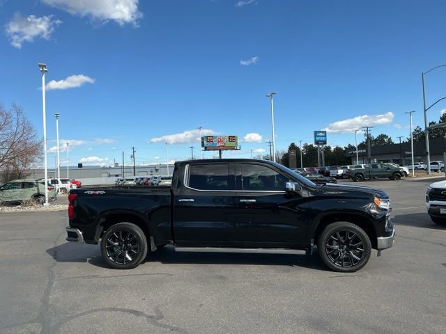 Used 2022 Chevrolet Silverado 1500 LTZ w/ LTZ Premium Package image 2
