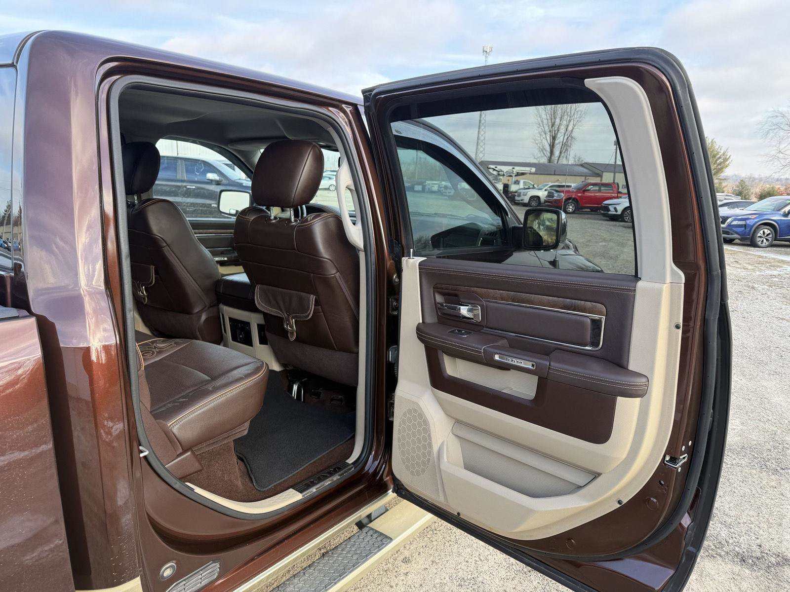 Used 2015 RAM 1500 Laramie Longhorn w/ Convenience Group image 34