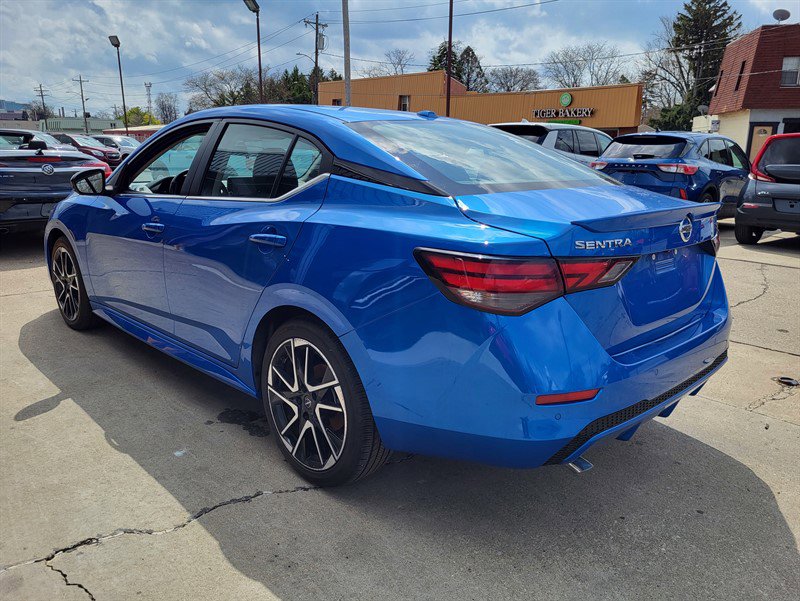Used 2024 Nissan Sentra SR w/ SR Premium Package image 5