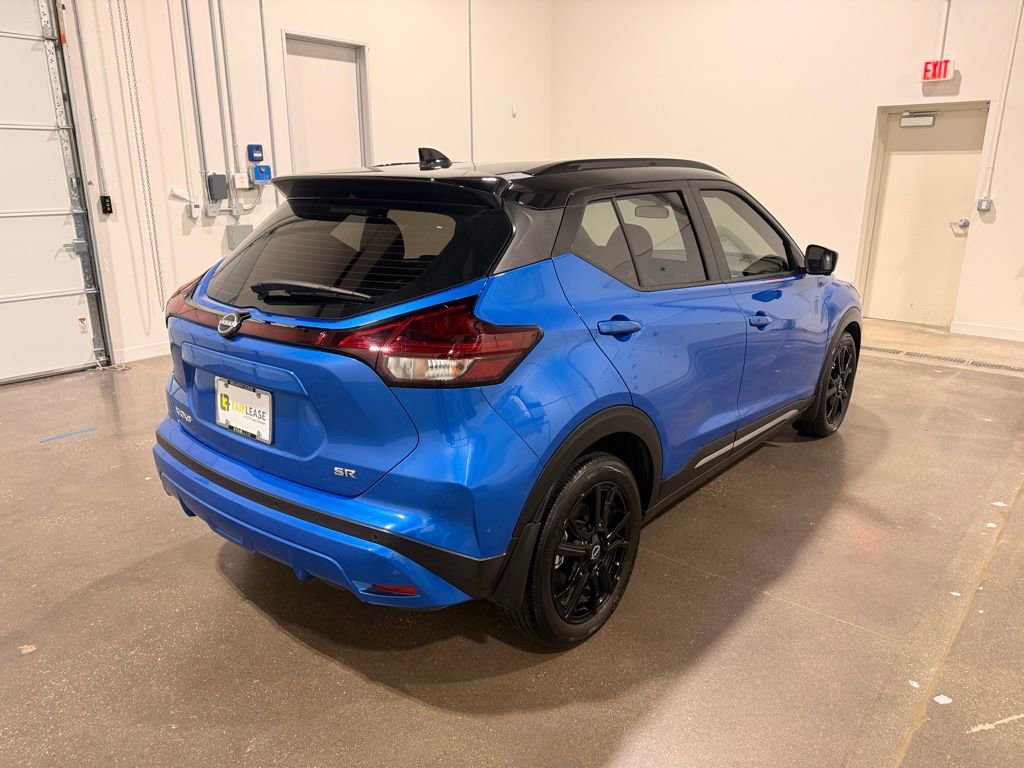 Used 2024 Nissan Kicks SR w/ SR Premium Package FWD image 5