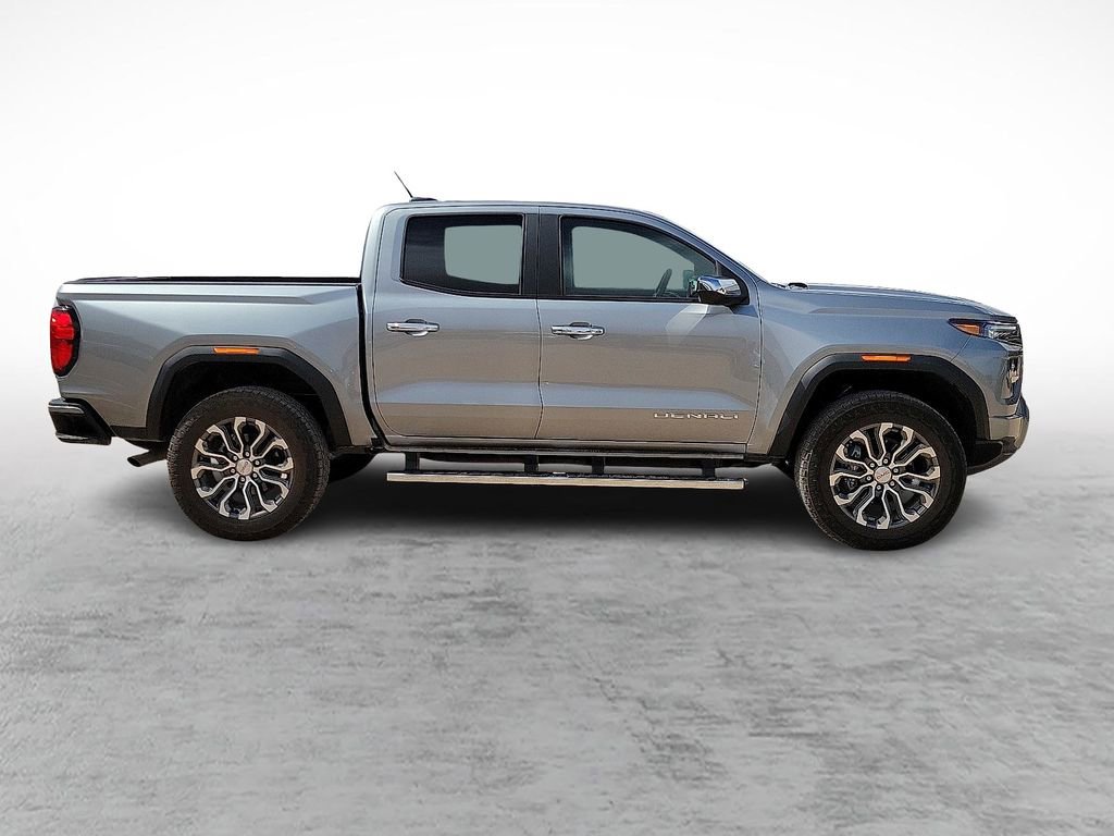 Used 2026 GMC Canyon Denali image 12