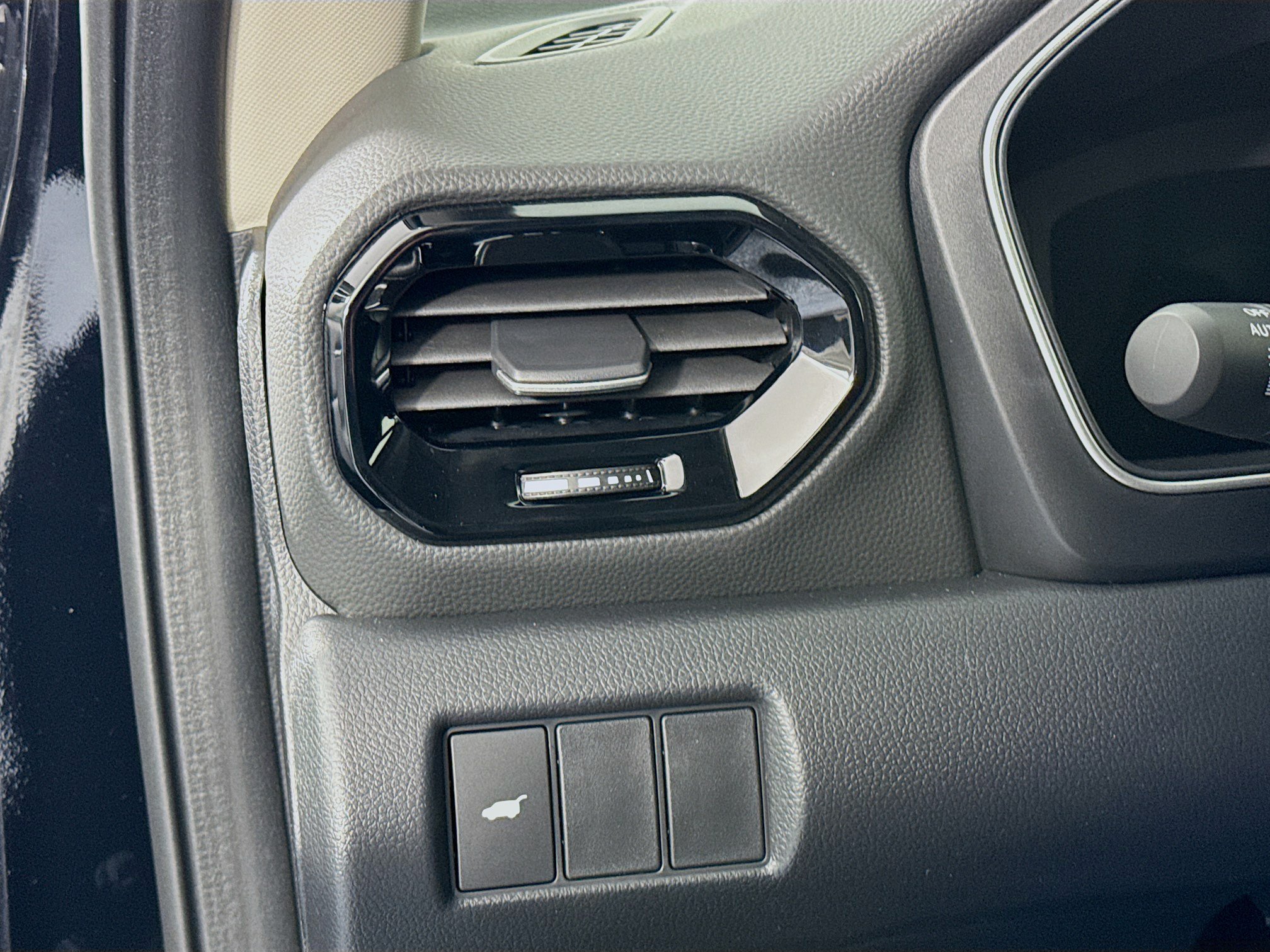 New 2026 Honda Pilot Touring image 10
