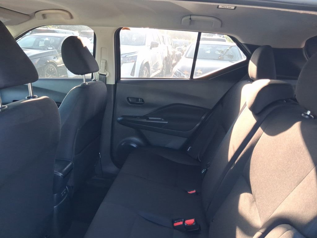 Certified 2023 Nissan Kicks S FWD image 7