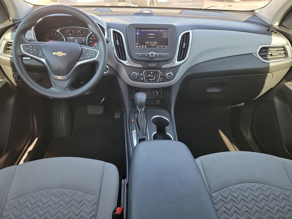 Used 2022 Chevrolet Equinox LS w/ LS Convenience Package FWD image 9
