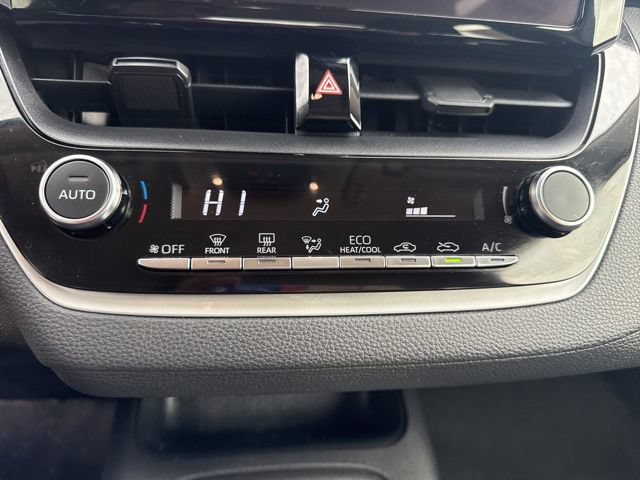 Used 2023 Toyota Corolla LE FWD image 19