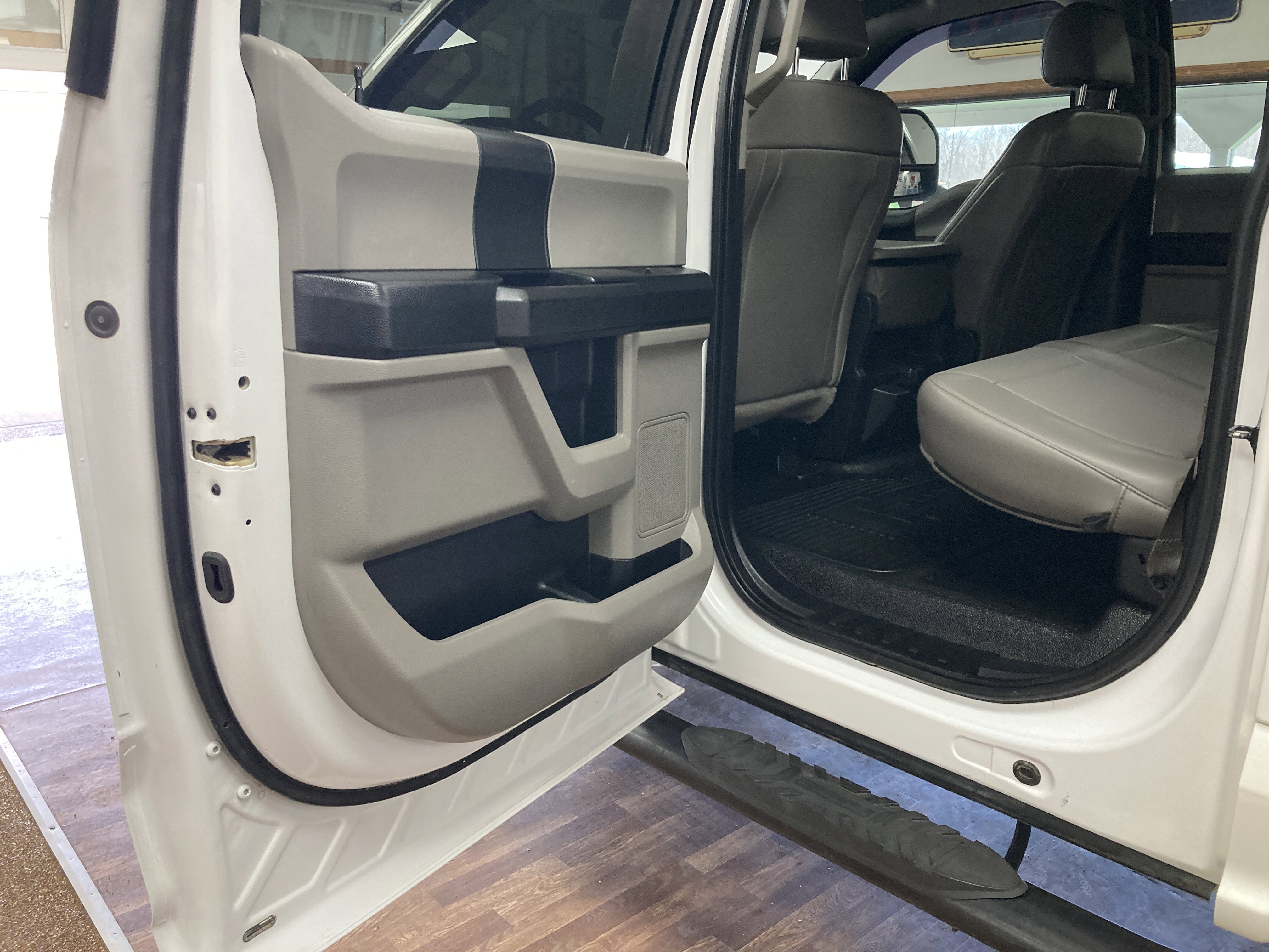 Used 2019 Ford F250 XL w/ Power Equipment Group image 12