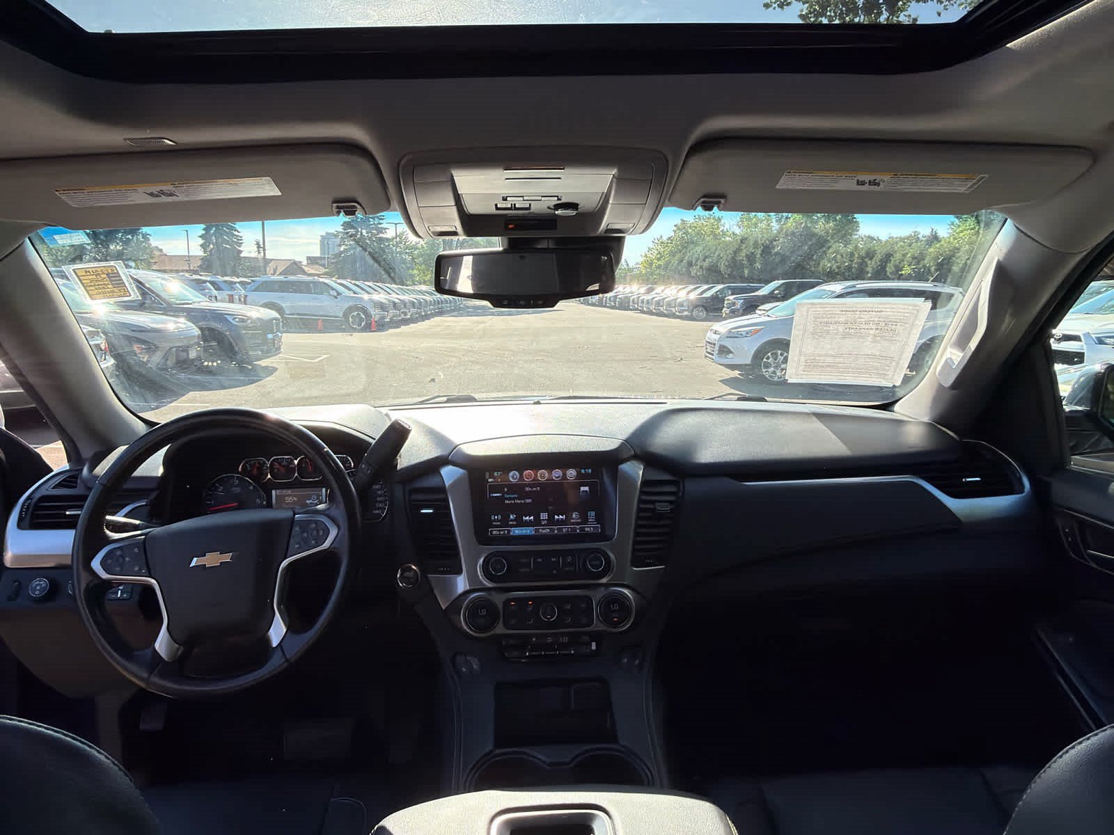 Used 2019 Chevrolet Suburban LT w/ LT Signature Package AWD/4WD image 7