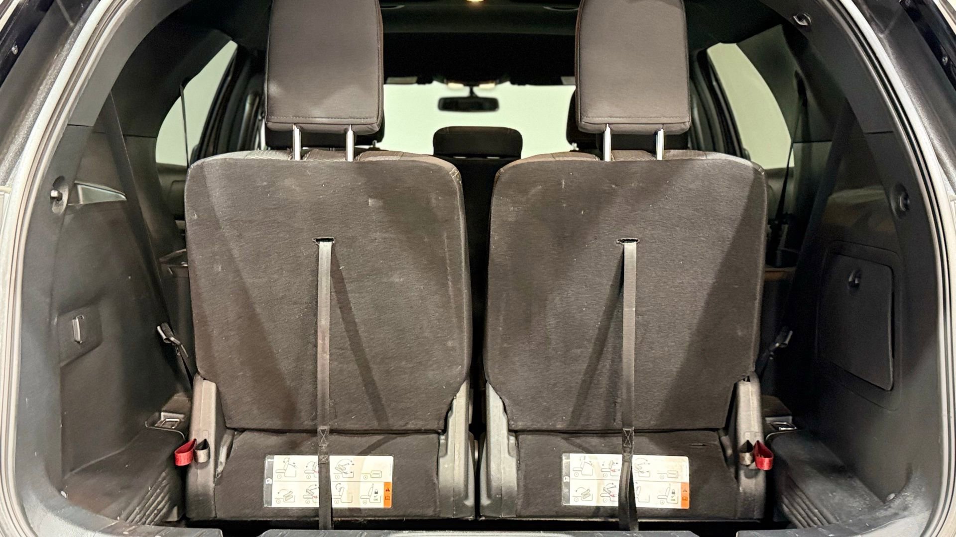 Used 2018 Ford Explorer XLT w/ Equipment Group 201A image 33