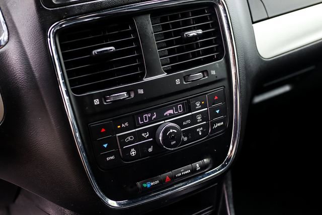 Used 2019 Dodge Grand Caravan GT image 19