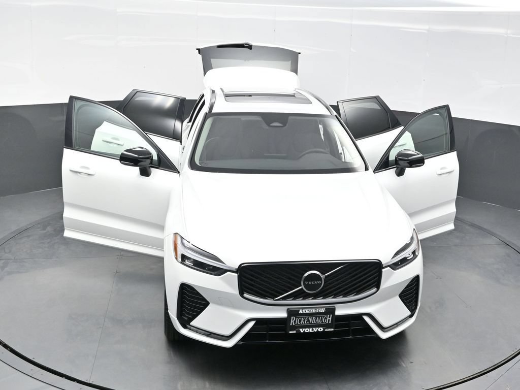 New 2026 Volvo XC60 B5 Core AWD/4WD image 38