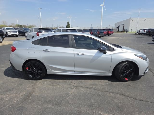 Used 2017 Chevrolet Cruze LT image 21
