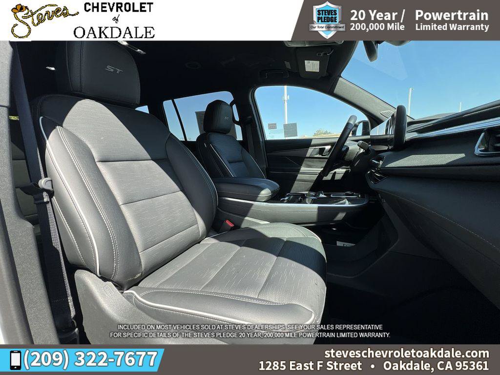 Certified 2025 Buick Enclave Sport Touring AWD/4WD image 32