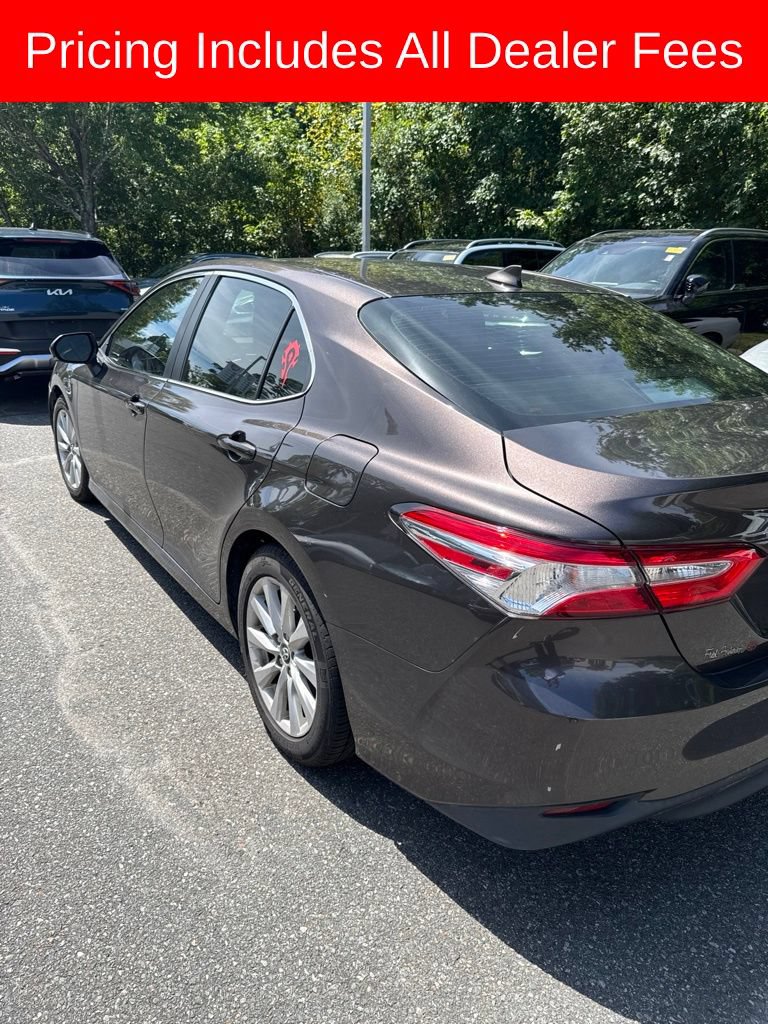 Used 2018 Toyota Camry LE w/ Audio Package FWD image 4