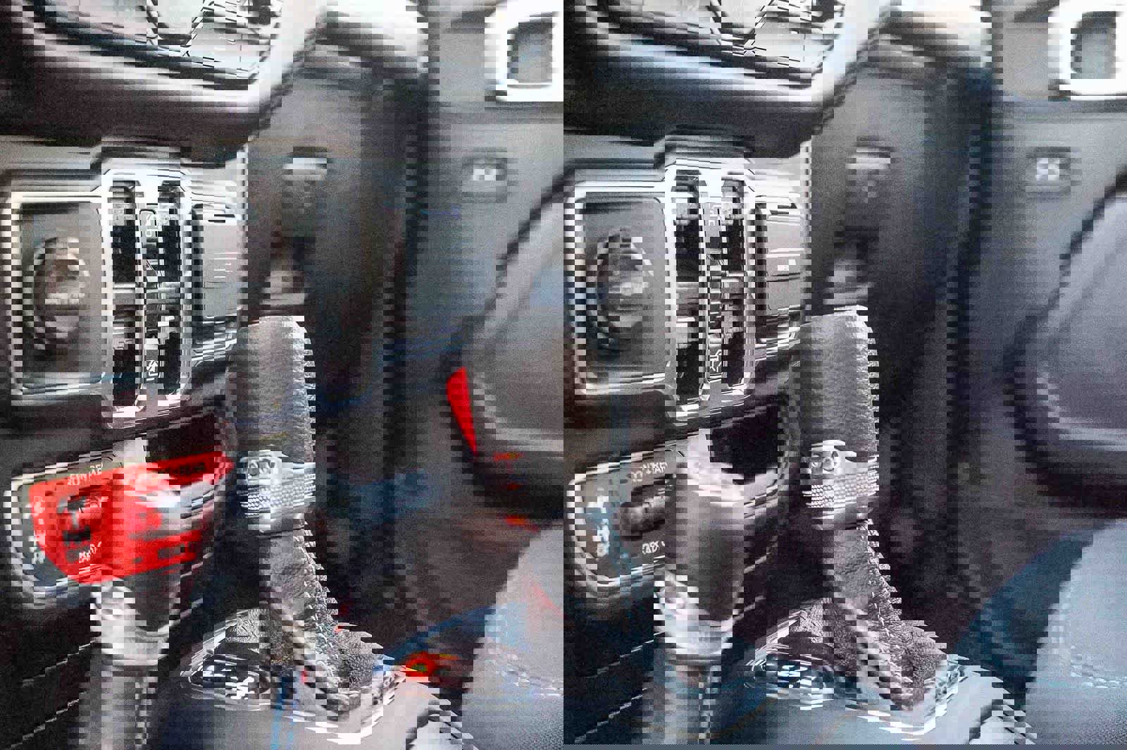 Used 2021 Jeep Wrangler Unlimited Rubicon 4xe image 13