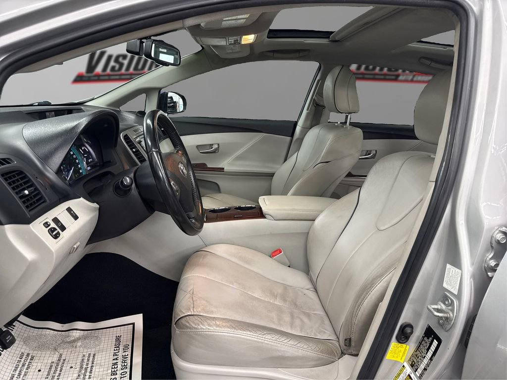 Used 2012 Toyota Venza Limited AWD/4WD image 9