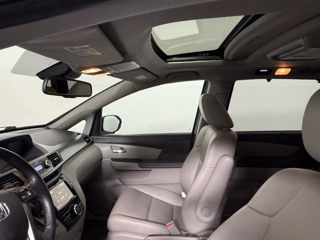 Used 2016 Honda Odyssey EX-L image 36
