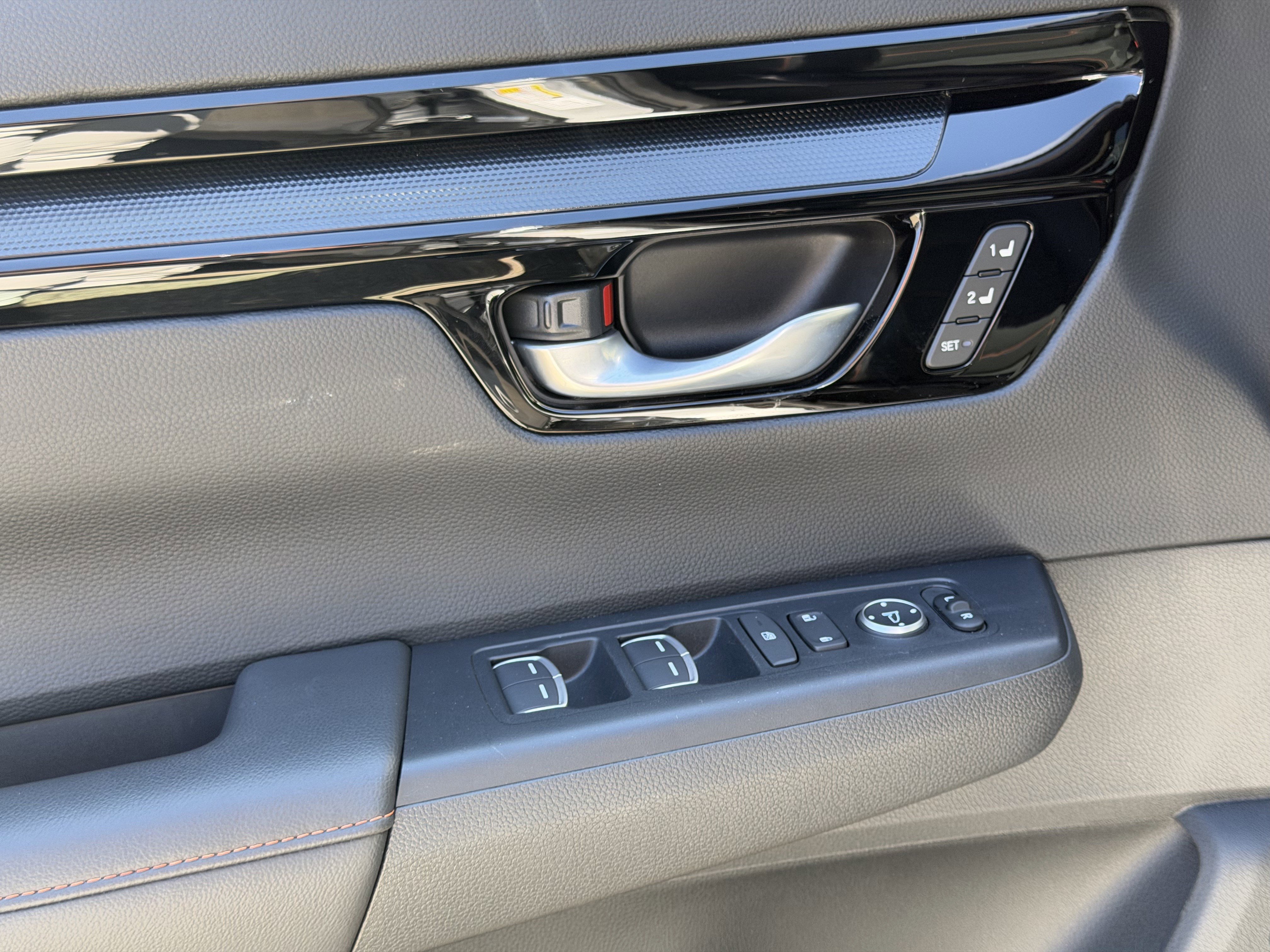 Used 2023 Honda CR-V Sport Touring image 11