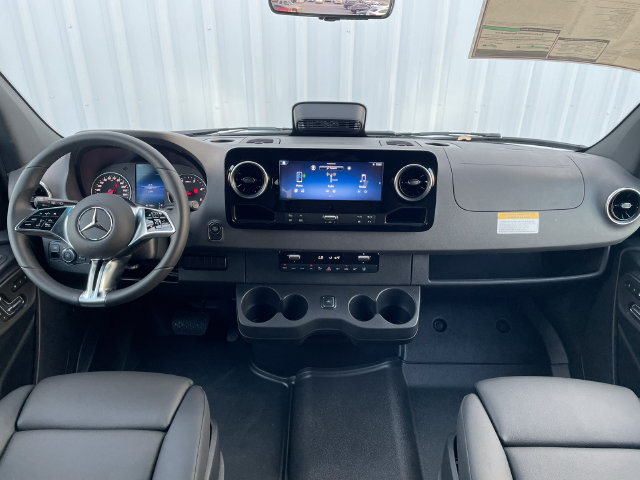 New 2025 Mercedes-Benz Sprinter 2500 image 7