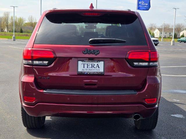 Used 2019 Jeep Grand Cherokee Altitude AWD/4WD image 16