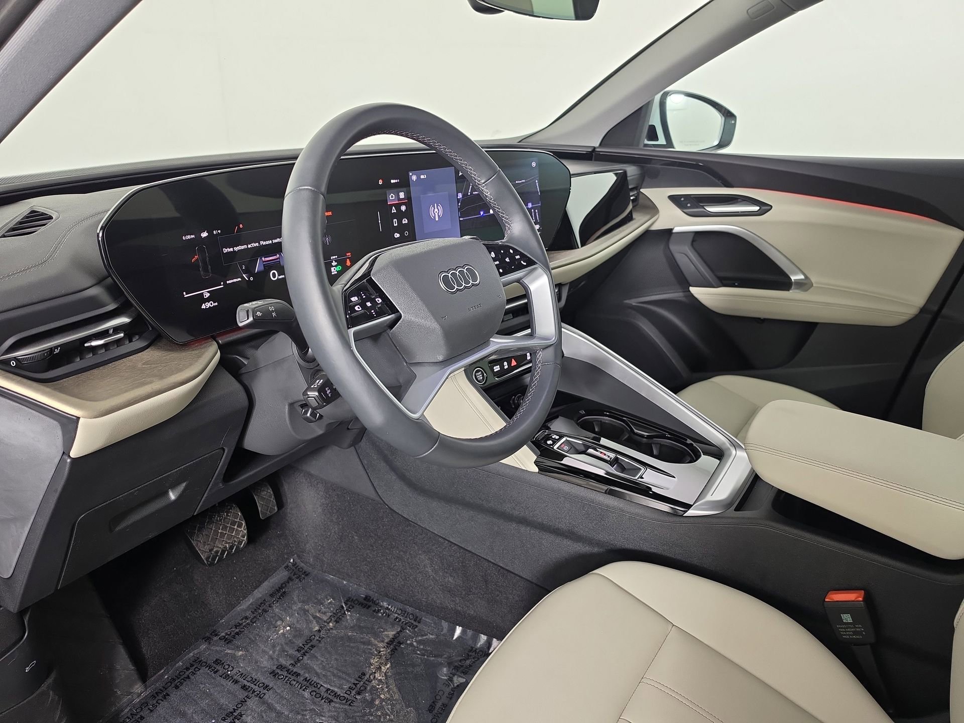 Certified 2025 Audi Q5 Premium w/ Convenience Package AWD/4WD image 15