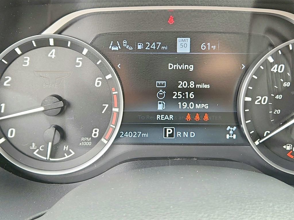 Used 2024 Nissan Titan Platinum Reserve w/ Moonroof Package image 15