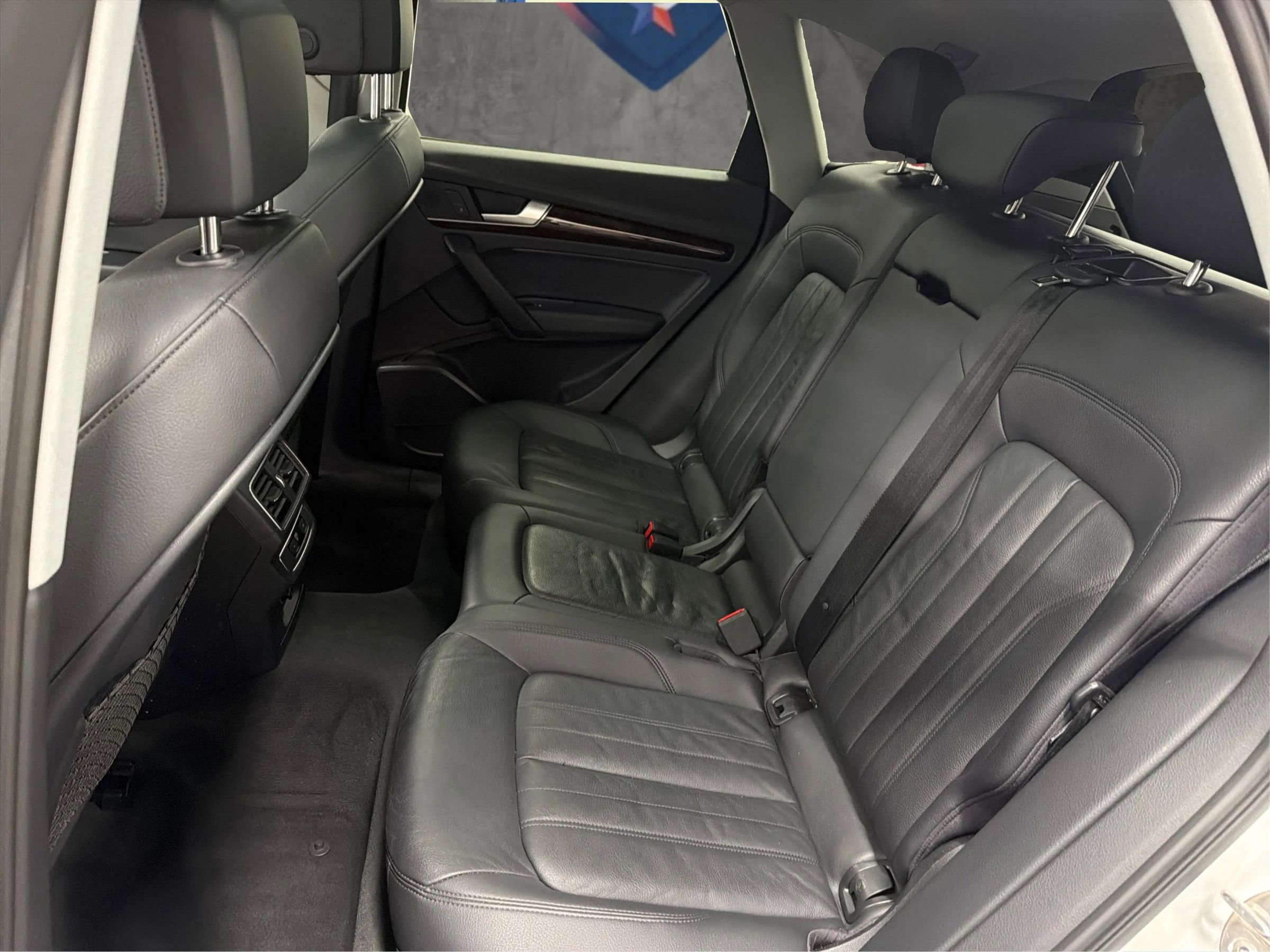 Used 2018 Audi Q5 2.0T Premium image 31