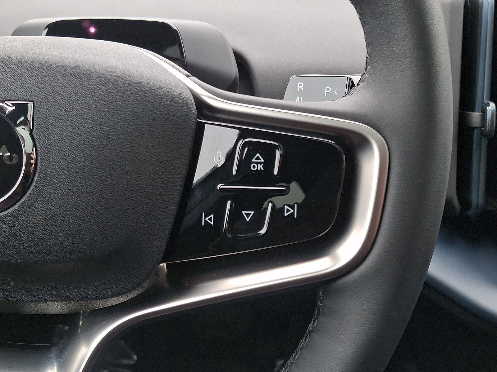 Certified 2025 Volvo EX30 Ultra w/ Protection Package Premier image 24