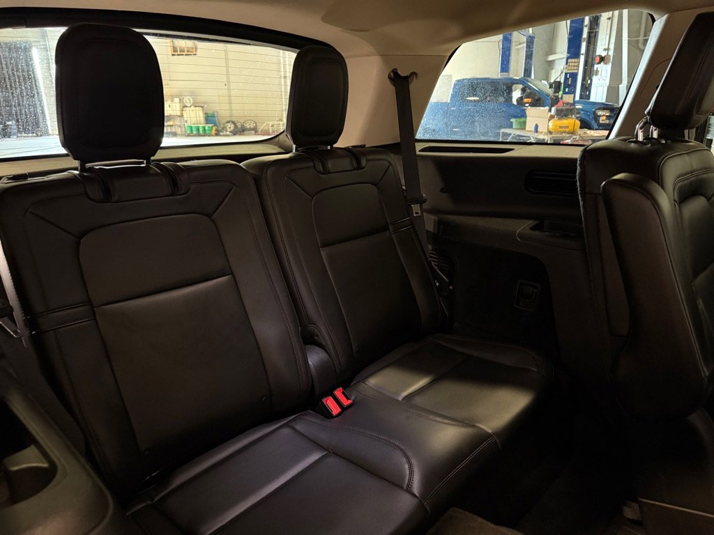 Used 2023 Lincoln Aviator Reserve w/ Elements Package Plus image 27
